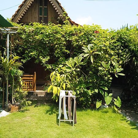 Kayu Tua Villa Uluwatu Extérieur photo